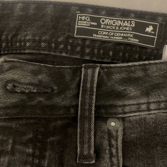 JACK & JONES RIPPED JEANS SLIM FIT - Picture 2 of 3